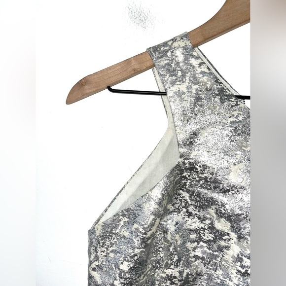 Line & Dot Cameron Crop Top Metallic Size Small - Picture 5 of 11